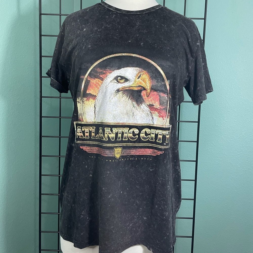 Classic vintage T-shirt Atlantic city eagle black